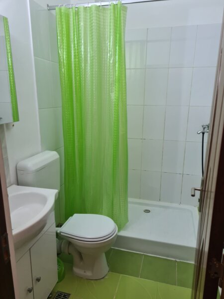 Berceni, Soseaua Oltenitei, Strada Uliesti nr. 11-21.